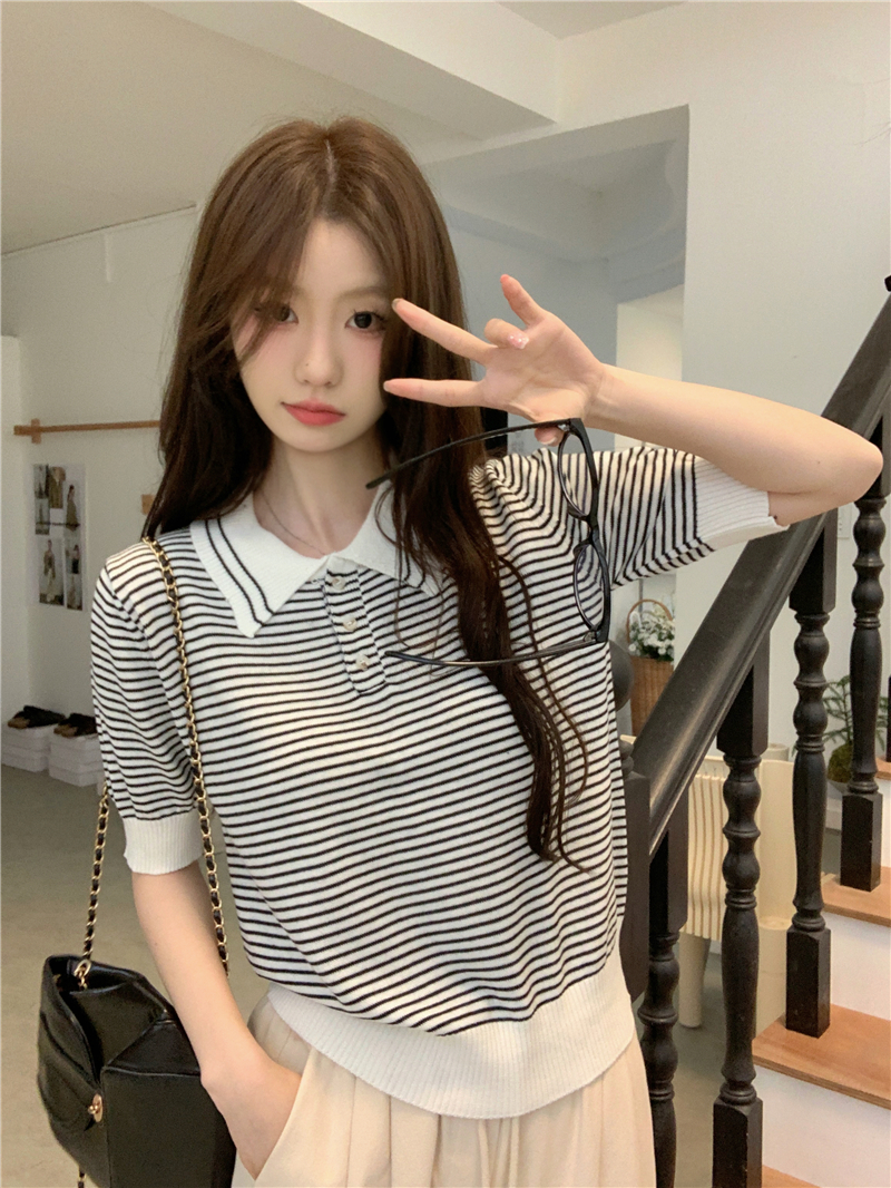 Real shot of six-wool striped POLO lapel knitted top with classic retro design and temperament
