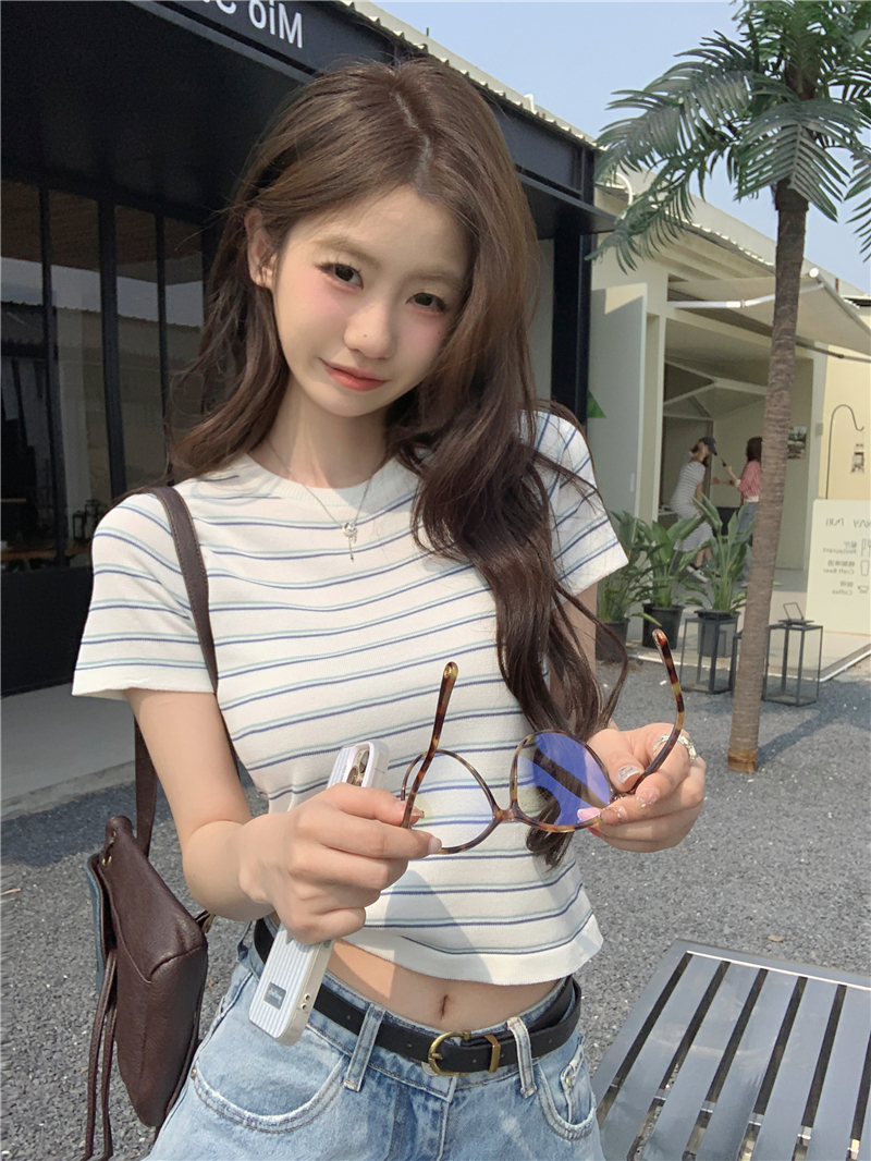 Real shot of retro niche short-sleeved striped T-shirt women's summer slimming bottoming shirt versatile right shoulder top