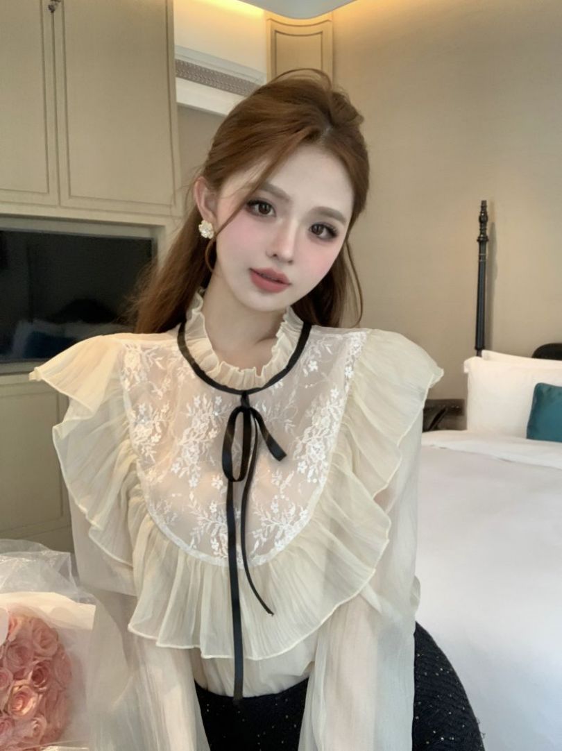 實拍 法式小香風氣質蕾絲荷葉邊女高級感別致蝴蝶系帶上衣