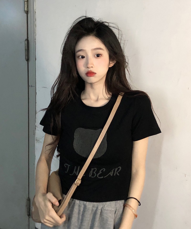 短袖別致獨特t恤女正肩修身顯瘦短款潮牌上衣夏