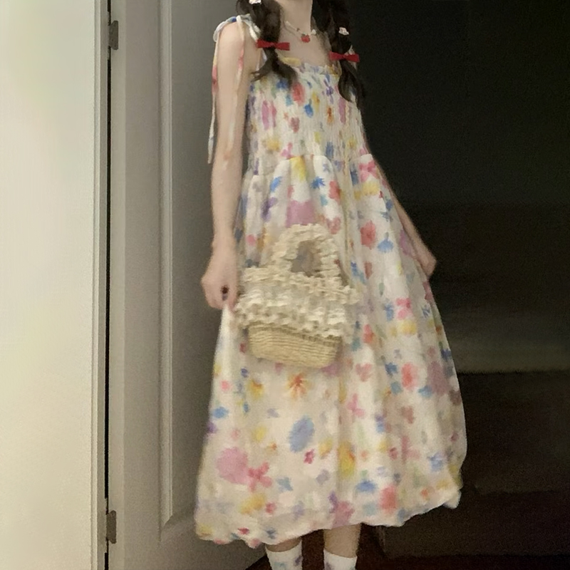 茶歇法式氣質吊帶碎花無袖連衣裙子女夏季2024新款小個子收腰長裙