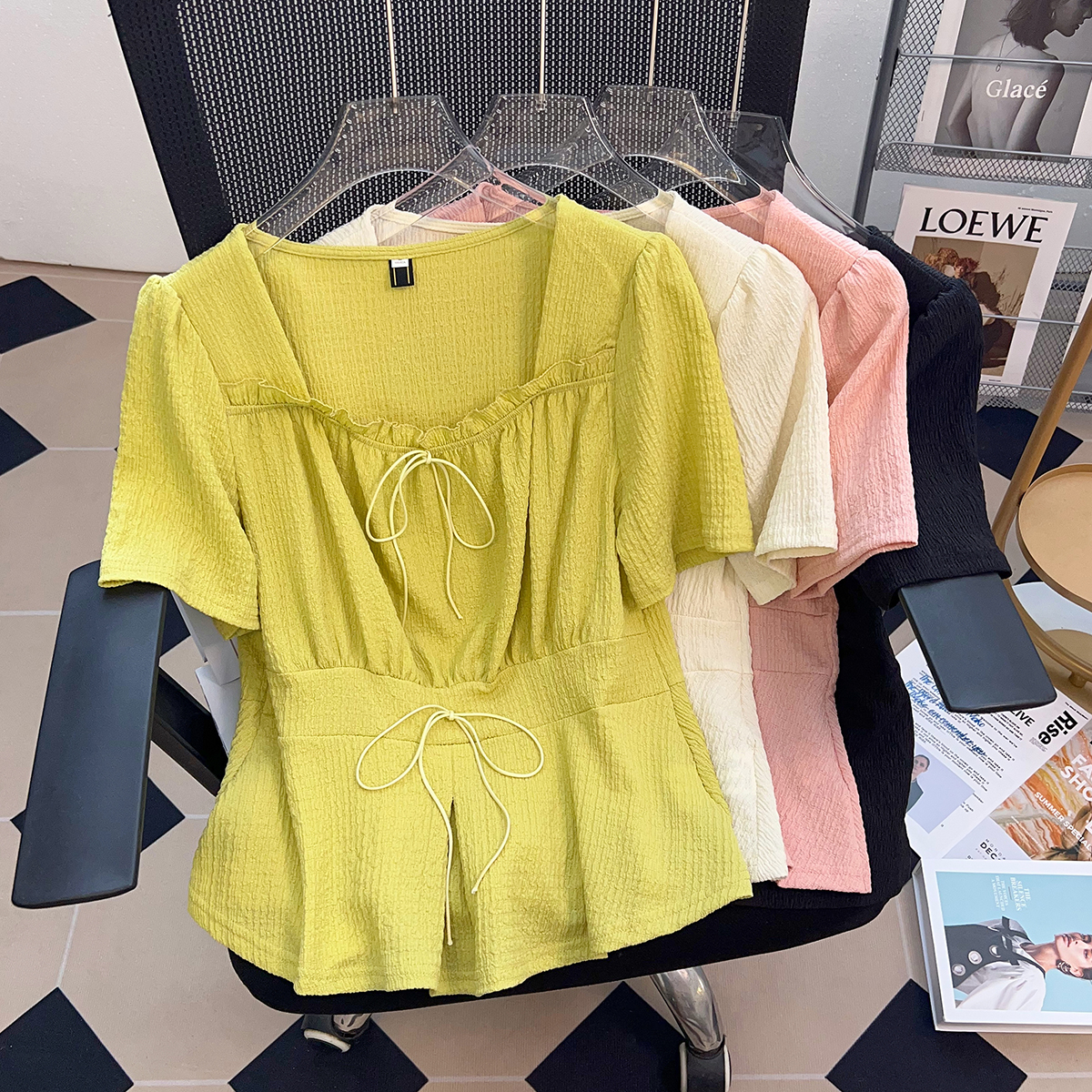 Actual shot of 2024 new summer clothes for fat mm, high-end fungus lace lace, scheming design short-sleeved shirt top