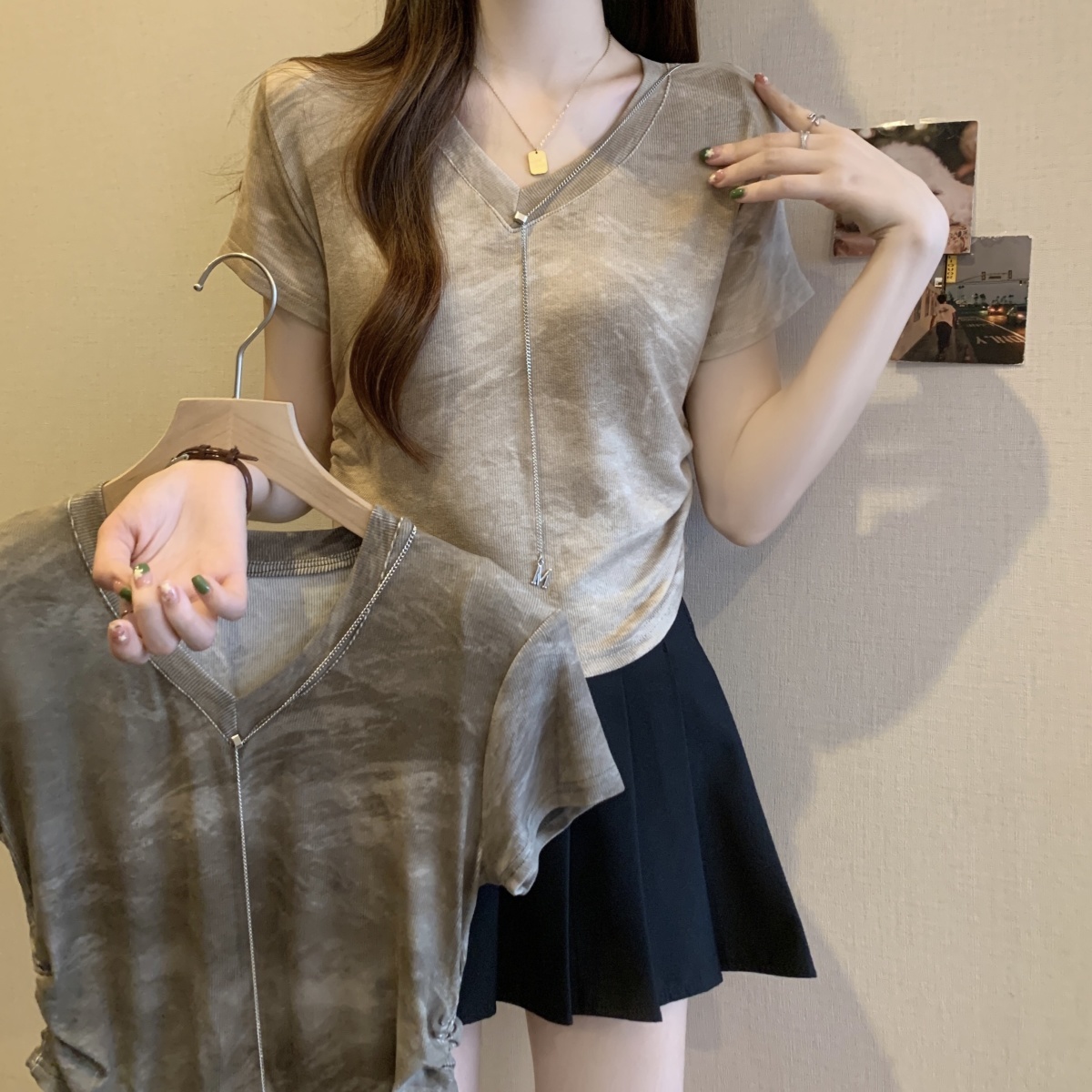 方領正肩短袖t恤女夏新款短款設計感修身顯瘦上衣