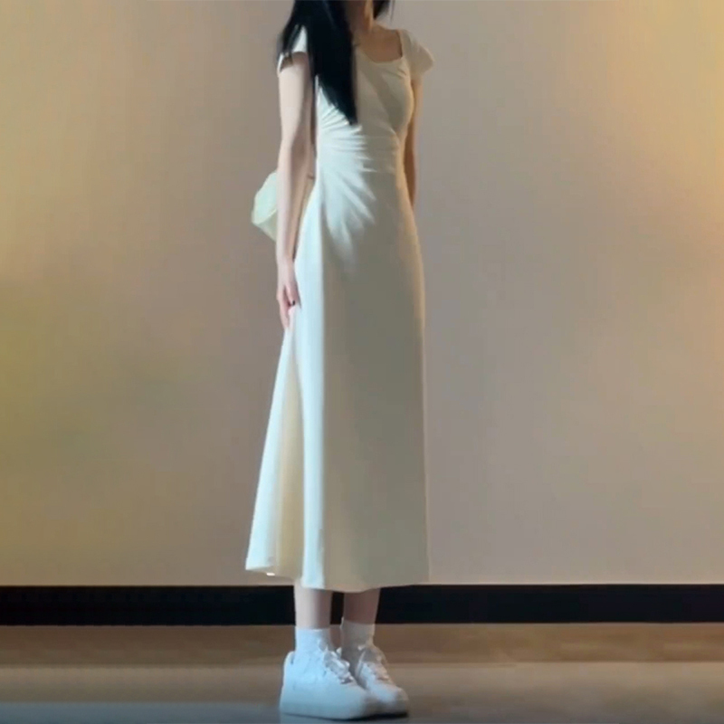 夏季2024新款女收腰魚尾包臀連衣裙子法式長裙修身高級感小媽白色