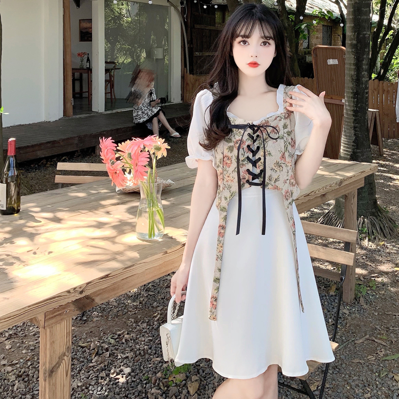 大碼女裝夏季碎花連衣裙胖mm2024新款收腰顯瘦設計感小眾a字裙女