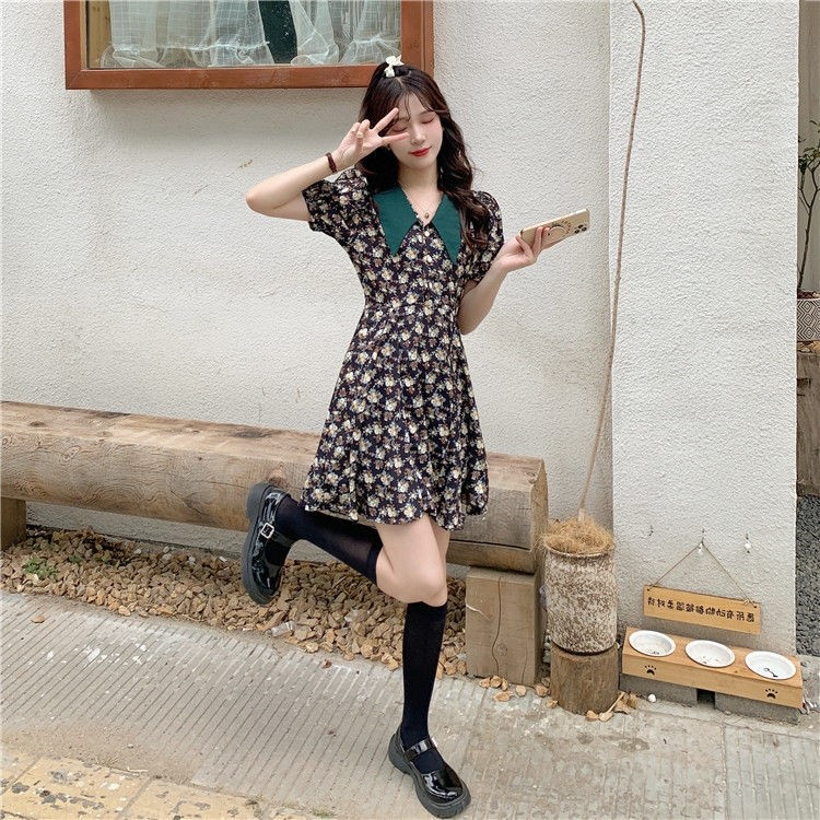 泡泡袖連衣裙女夏翻領復古法式小個子碎花裙收腰顯瘦裙子
