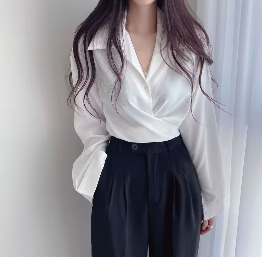 韓國chic春秋減齡復古小眾設計感氣質收腰顯瘦系帶單排扣短款襯衫