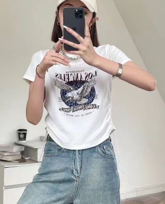 正肩印花修身美式t恤短袖女別致夏裝2024新款設計感短款上衣女潮