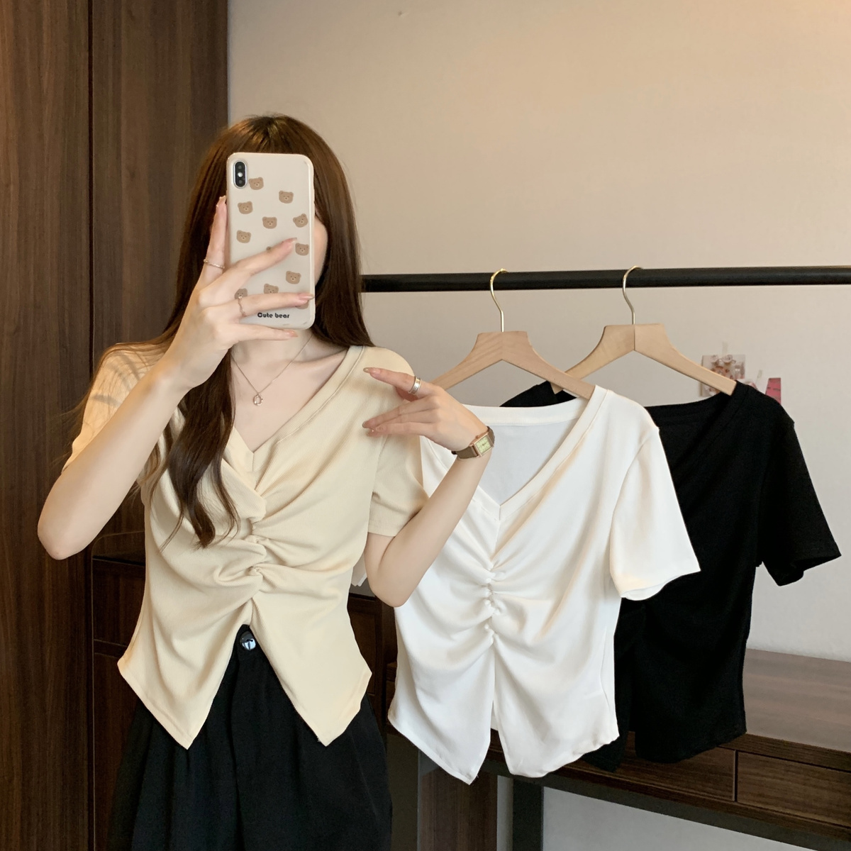 女裝V領褶皺修身短袖T恤女別致設計感顯瘦上衣女