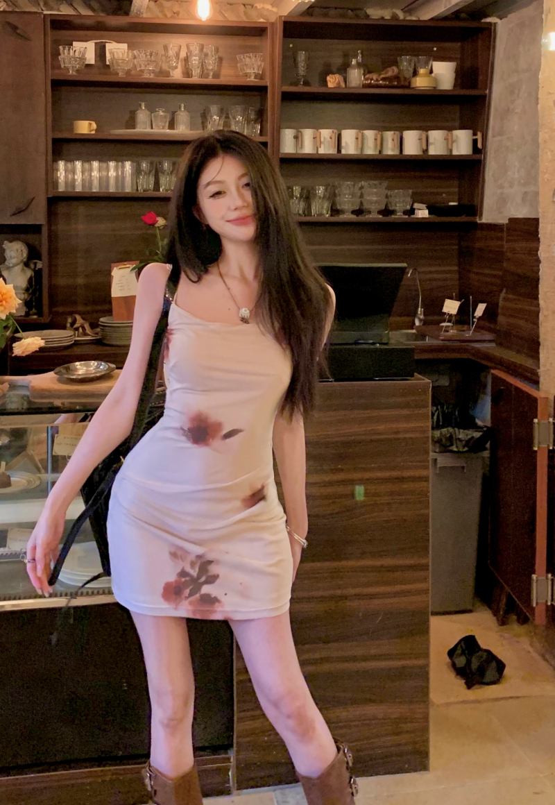 Real shot of new Chinese style hottie suspender skirt for women summer new seaside resort style dress hip-covering skirt