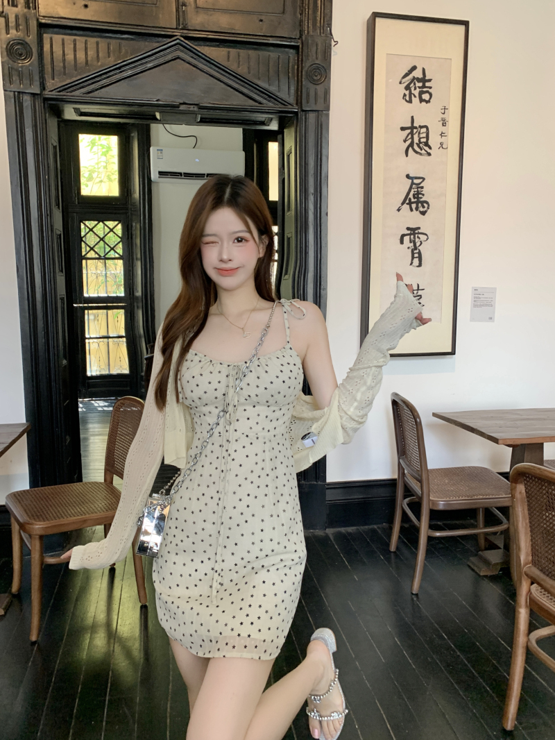 實拍 夏季防曬開衫外套+度假風波點吊帶連衣裙女