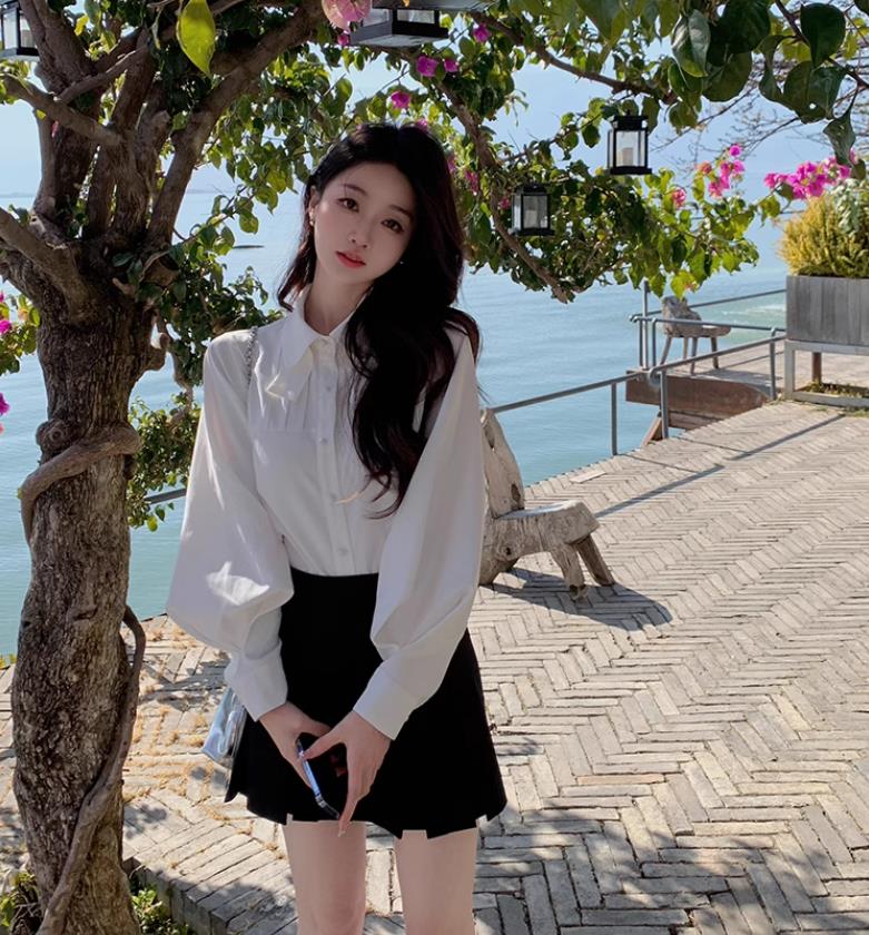 佐佐家小個子學院風蝴蝶結燈籠袖襯衫女春季寬鬆休閒純色上衣襯衣