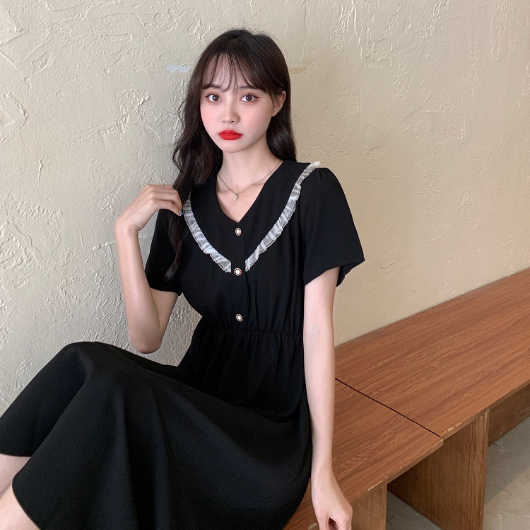 法式復古小眾設計感赫本風黑色連衣裙女夏裝新款v領收腰顯瘦遮肚