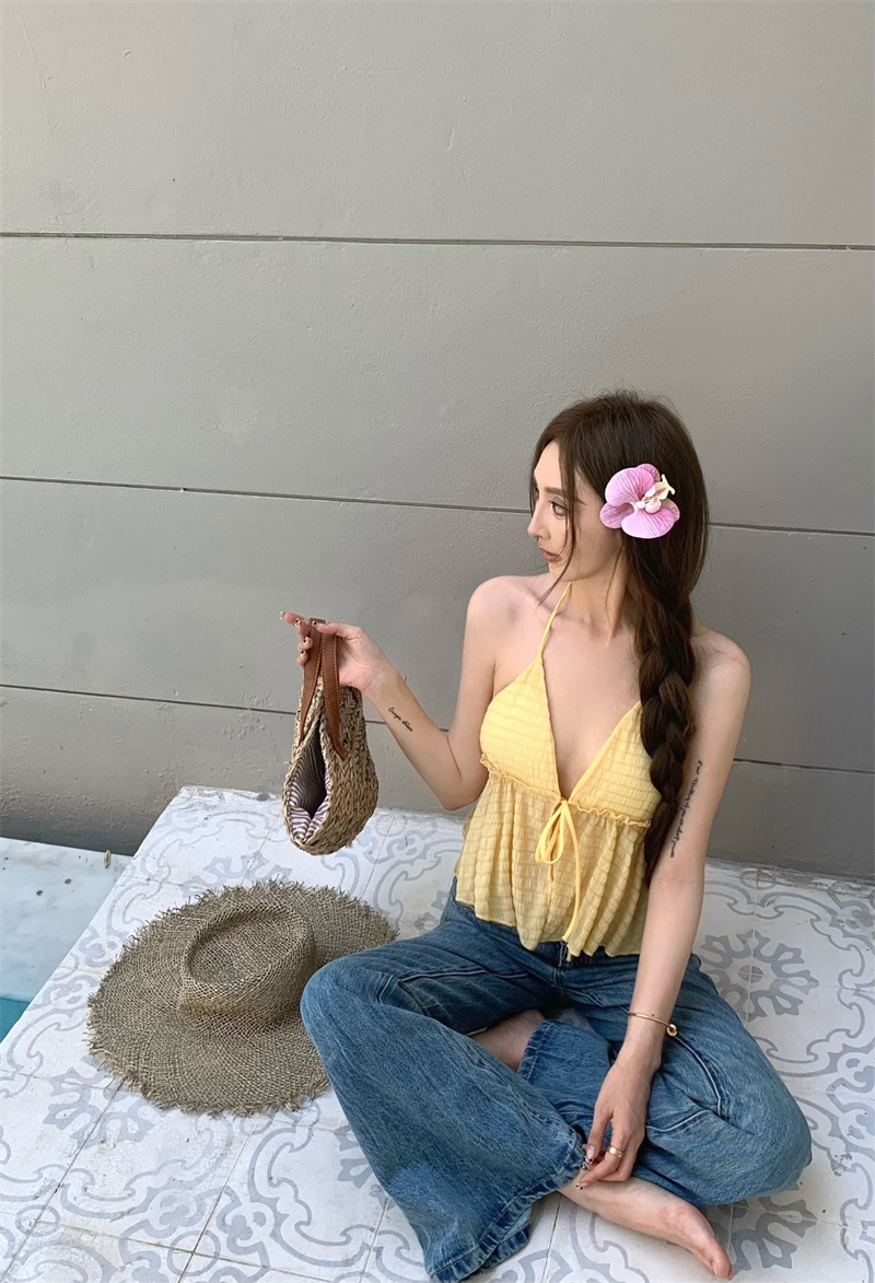 實拍  別致洋氣小眾顯瘦度假性感辣妹吊帶背心