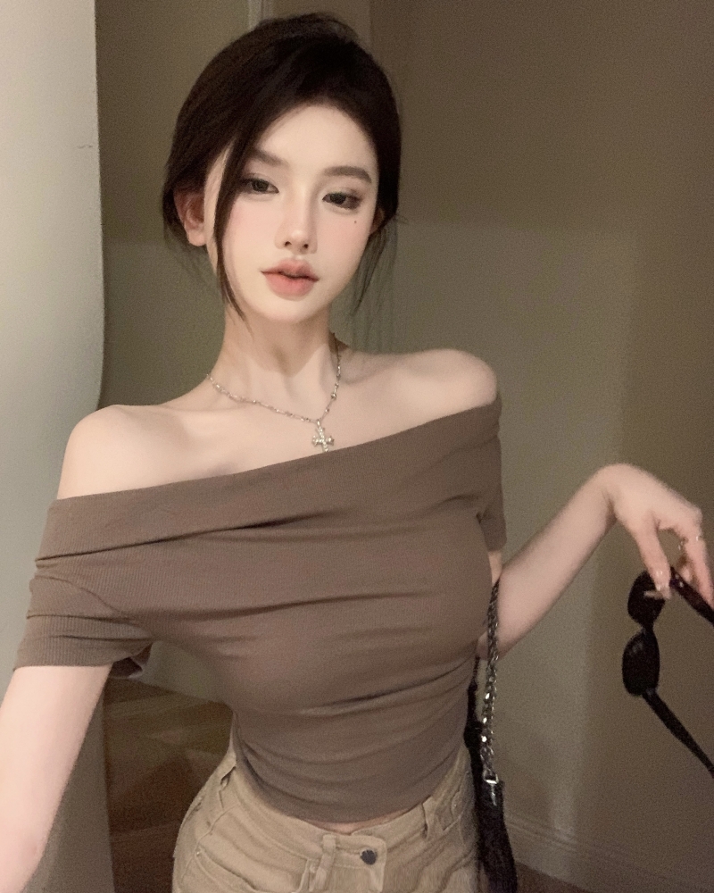 實拍 辣妹盪領親膚收腰多穿短上衣斜肩短袖修身褶皺T恤