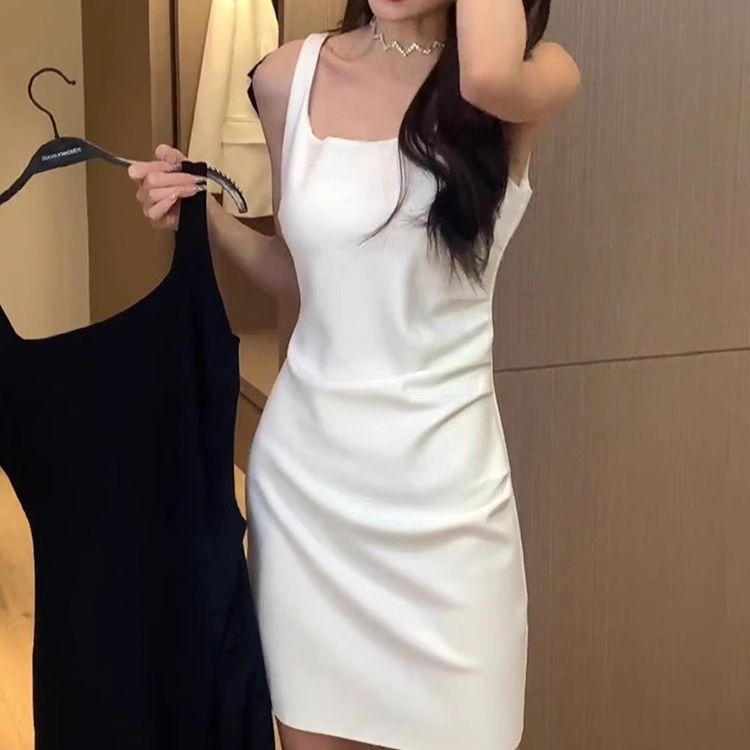 高級感法式性感甜辣背心吊帶短裙子女2024夏季新款修身包臀連衣裙