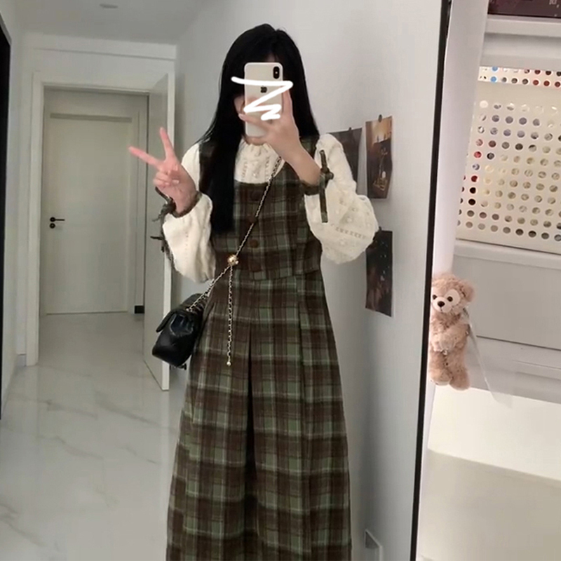 綠色假兩件套裝格子連衣裙子女春冬季2024新款小個子穿搭氣質長裙