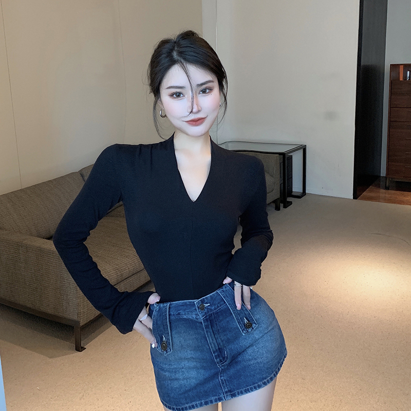 實拍 春季新款v領黑色修身辣妹上衣港風打底衫女顯瘦內搭長袖t恤