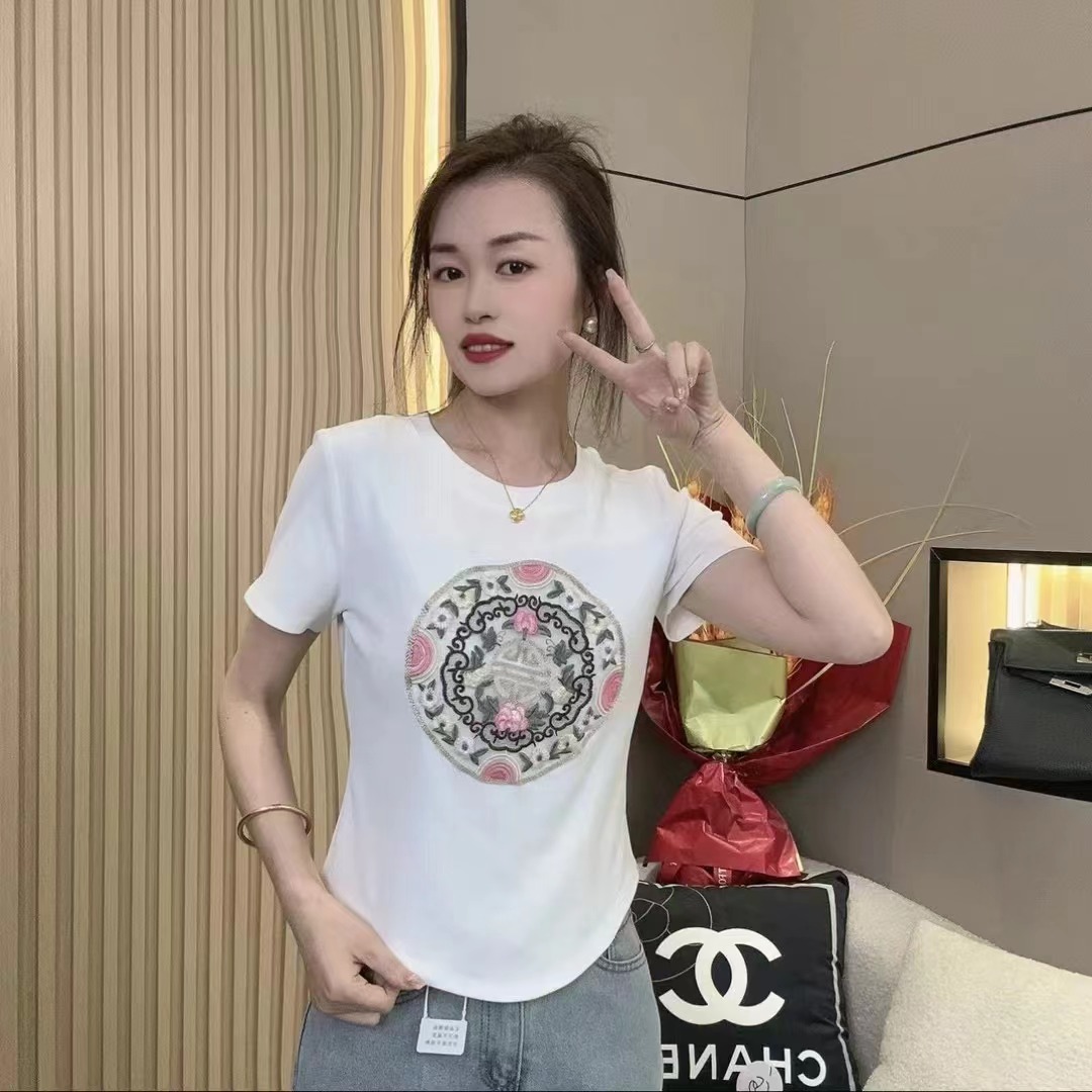 國風新中式盤扣褶皺收腰短袖T恤女夏季2024年新款修身顯瘦上衣潮