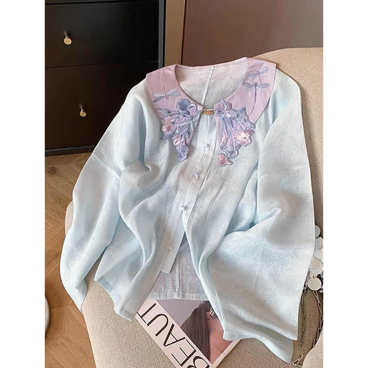 質檢官圖復古娃娃領襯衫女改良國風刺繡上衣洋氣獨特漂亮小衫