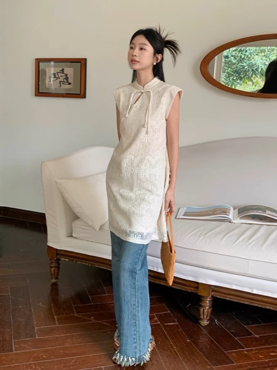愛西里2024春夏高級感新中式盤扣蕾絲拼接中長款連衣裙女