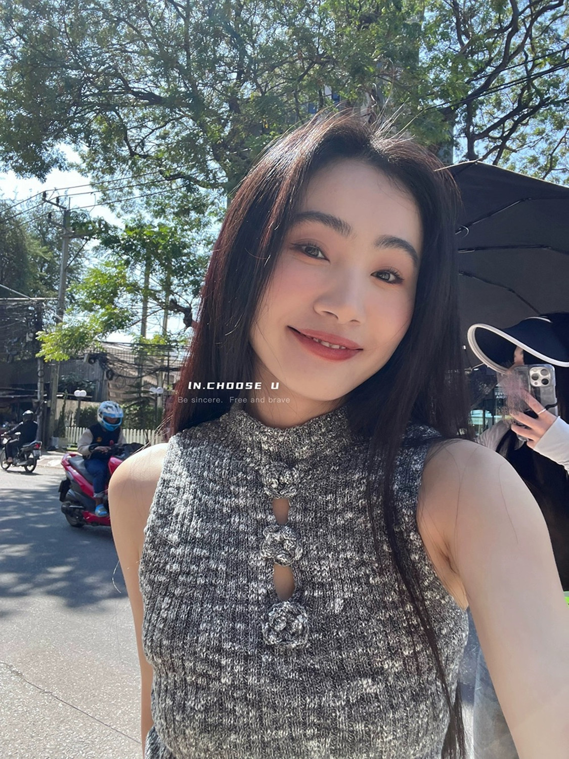 IN choose u笑笑家2024早春款新中式立領花朵無袖修身針織背心女