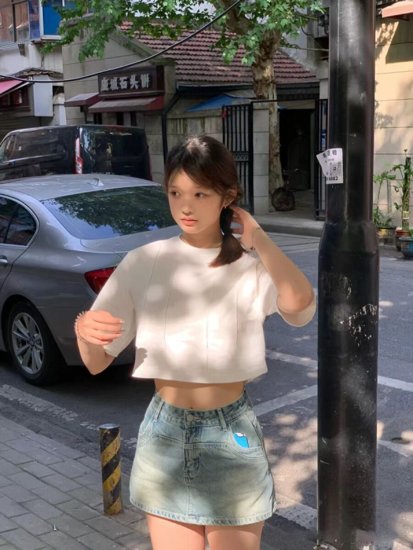 正肩純棉短袖T恤女短上衣