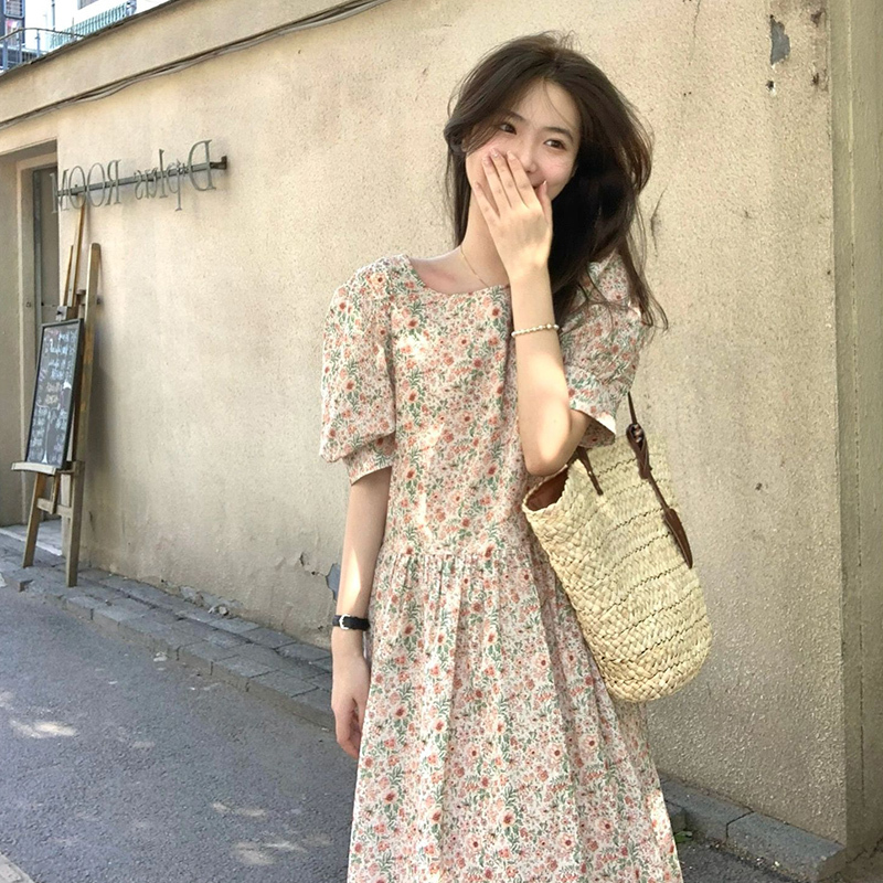 歐洲站女裝2024新款茶歇法式長裙子高級感圓領泡泡袖碎花連衣裙夏