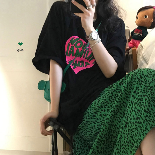 原创实拍韩chic爱心字母撞色宽松T恤+绿色豹纹裙套装