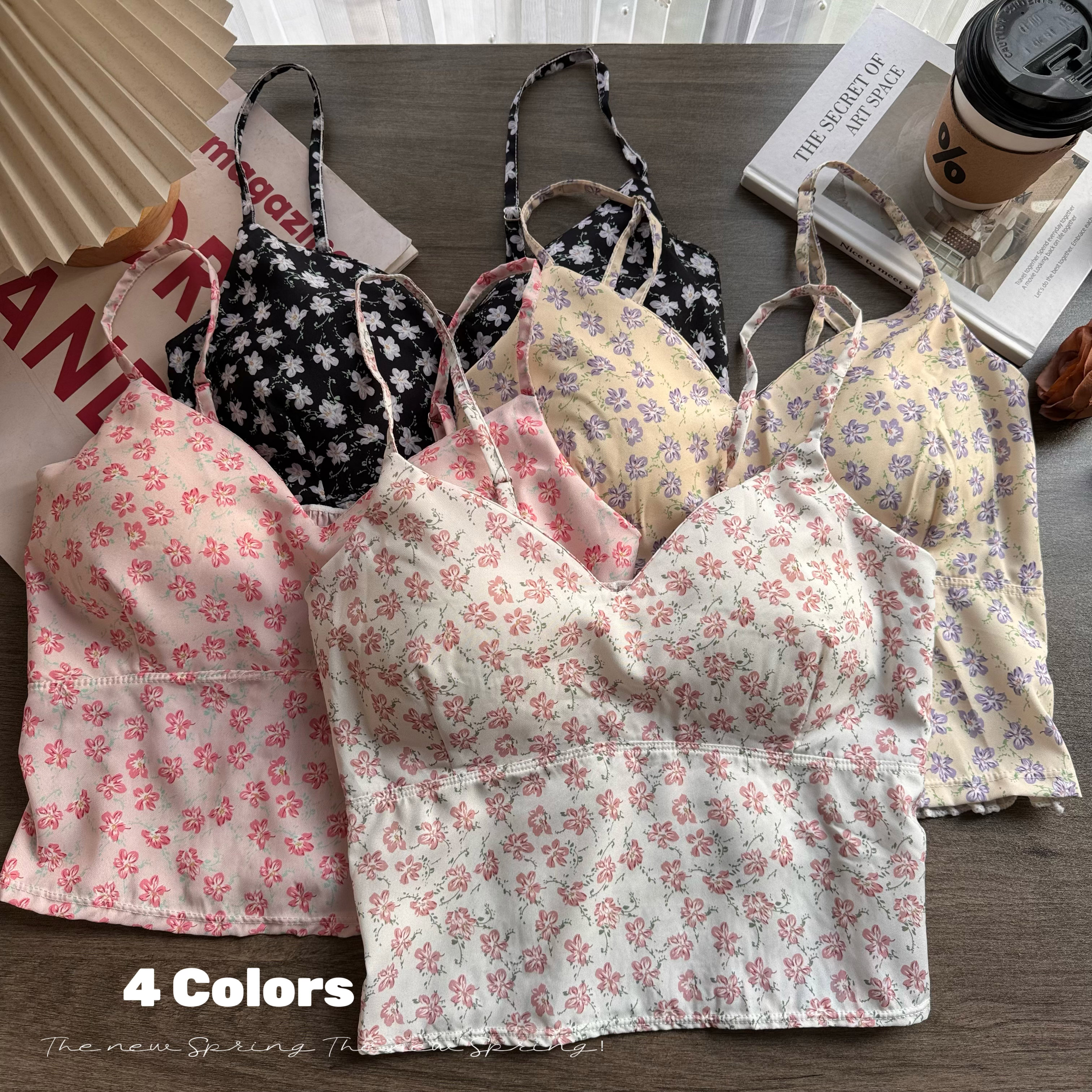 Actual shot of spring and summer French sexy small floral camisole, pure and beautiful back, short style, beautiful back wear outside