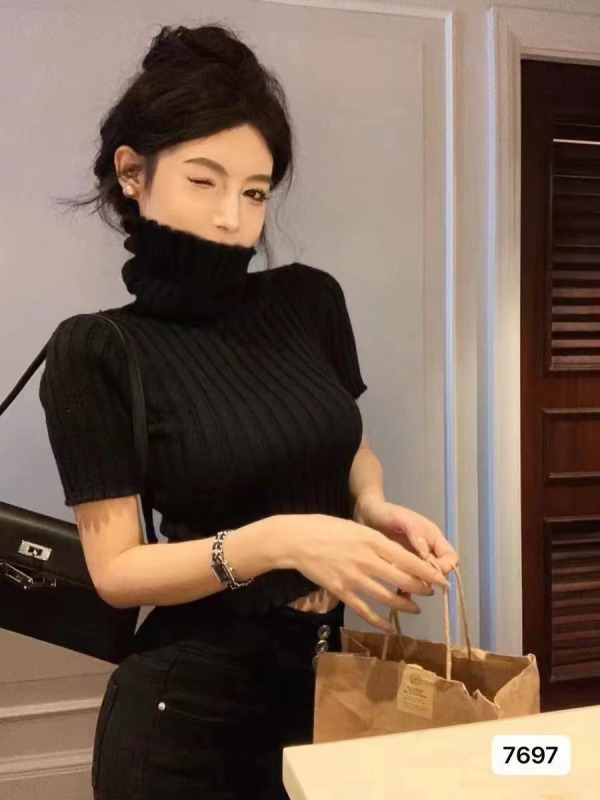 夏季新款韓系女主翻高領坑條開叉下擺短袖上衣女