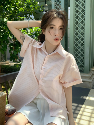Actual shot of new summer Korean style striped embroidery design versatile loose short-sleeved shirt