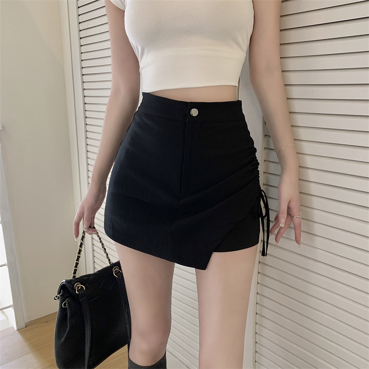 Real shot of summer black hot girl short culottes for women with high waist and irregular flared A-line hip-hugging skirt