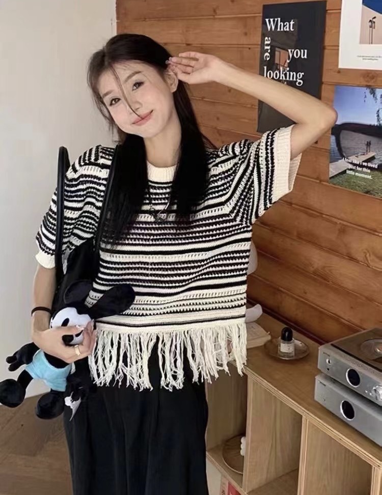 歐貨高級感流蘇條紋毛衣女春裝新款慵懶風鏤空打底針織衫上衣