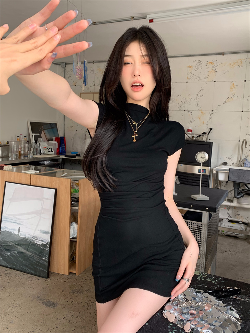 實拍辣妹高領短袖連衣裙女新款純欲氣質包臀短裙收腰顯瘦裙子