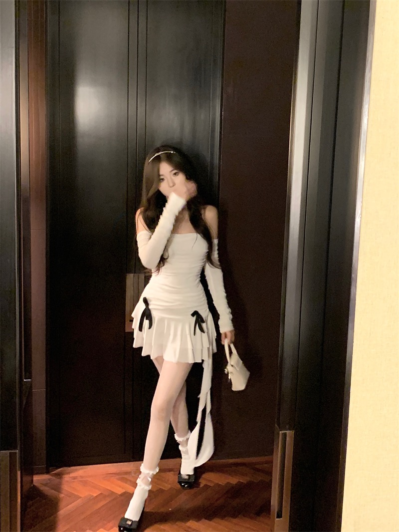 實拍~2024新款法式氣質高級感一字肩蝴蝶結長袖a字連衣裙女