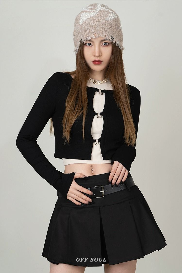 chic甜辣疊穿短款針織開衫春裝女年新款獨特修身吊帶上衣套裝