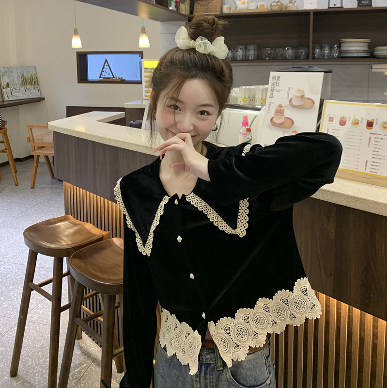 French retro lace doll collar velvet shirt women's spring and autumn design niche chic short long-sleeved tops