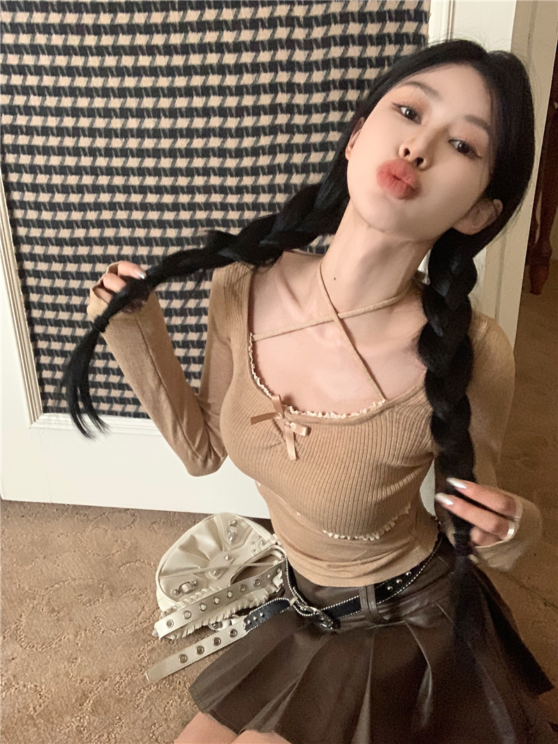 Actual shot of pure desire sweet bow halterneck long-sleeved sweater women's short top