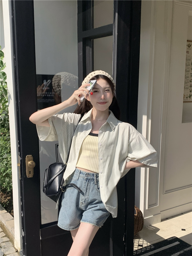Actual shot of new summer Korean style striped embroidery design versatile loose short-sleeved shirt