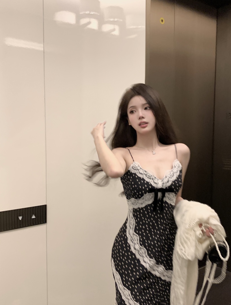 實拍 韓版修身顯瘦中長款名媛甜辣吊帶連衣裙
