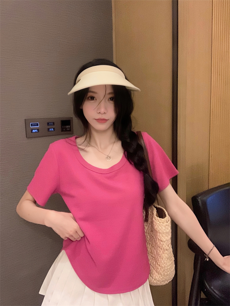 A18實拍~大碼弧形下擺短款修身T恤女正肩短袖打底純欲上衣