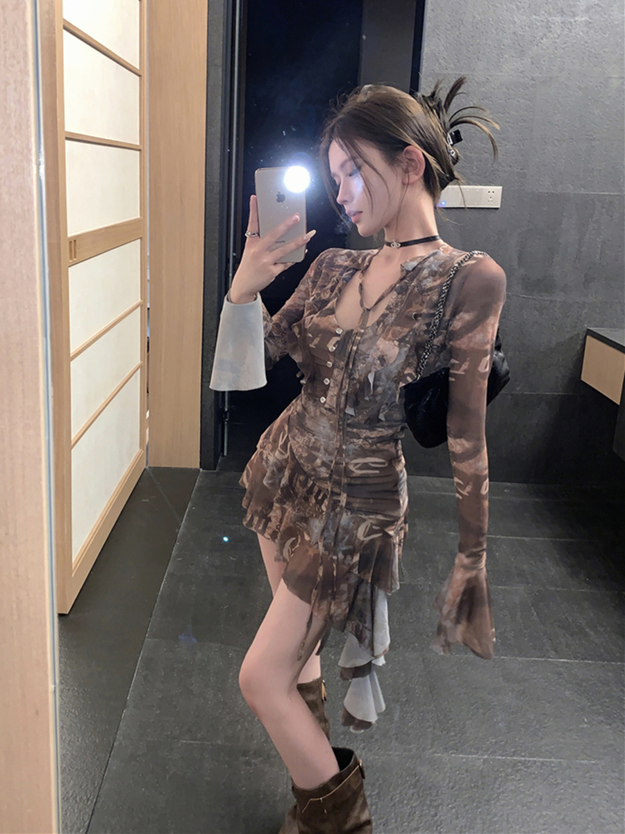 實拍性感辣妹長袖印花收腰顯瘦不規則網紗裙連衣裙子女