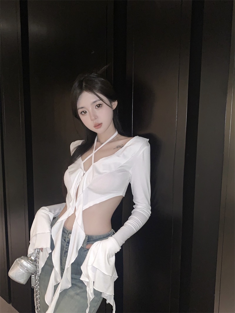 實拍~新款辣妹風設計感白色性感V領長袖T恤修身顯瘦短款上衣