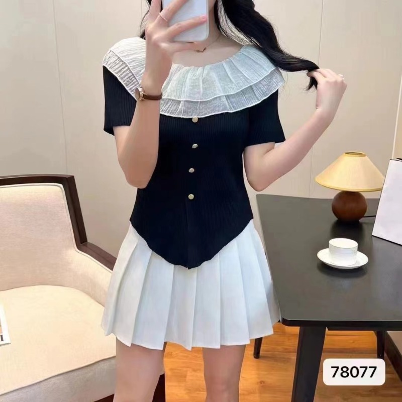 2024夏季新款甜美設計感一字肩荷葉邊排扣短袖上衣女
