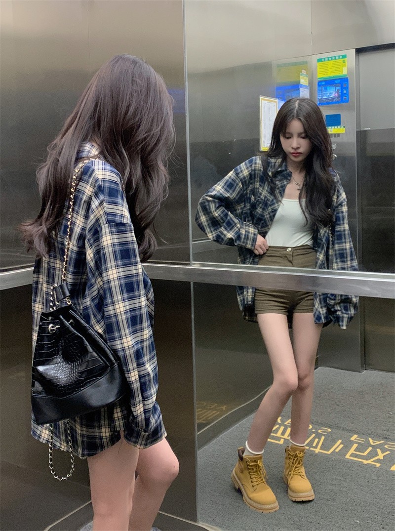美式百搭港味寬鬆長袖襯衣外套格子襯衫女秋季復古薄款防曬衫上衣