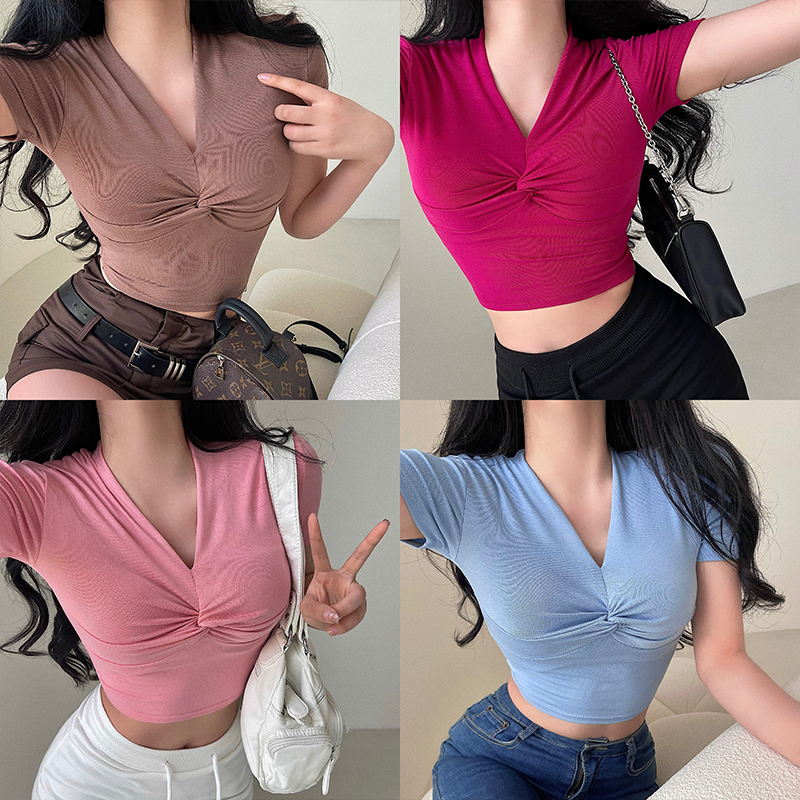 Cotton V-neck hot girl short-sleeved T-shirt summer chic 2024 new style right shoulder top design niche short style