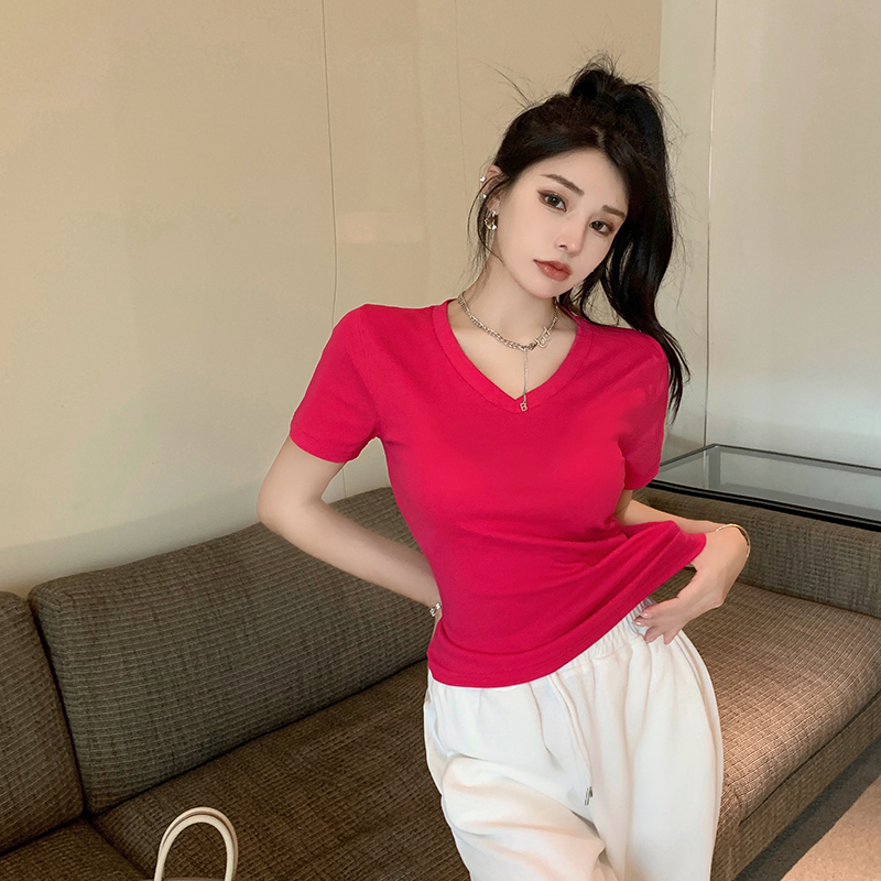 Actual shot of new summer pure cotton super comfortable V-neck top, thin, highly elastic and slim-fitting inner short-sleeved T-shirt for women