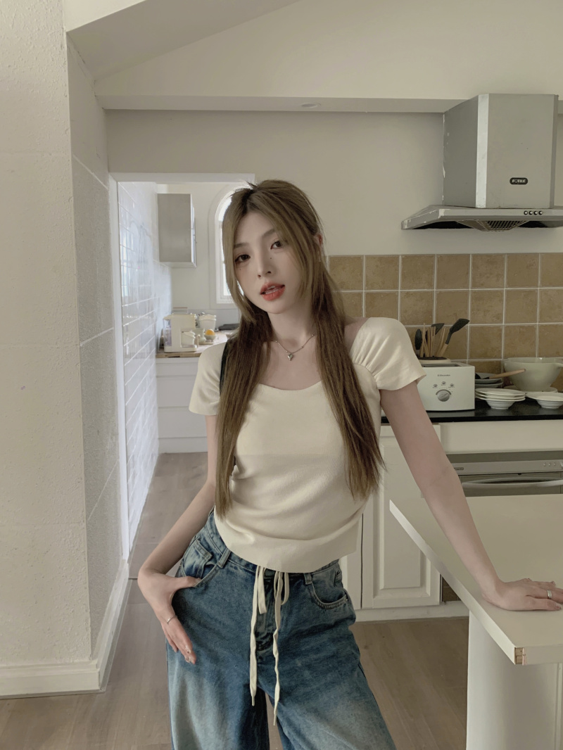實拍 夏季方領短袖針織衫辣妹顯瘦設計感小眾獨特上衣帶胸墊