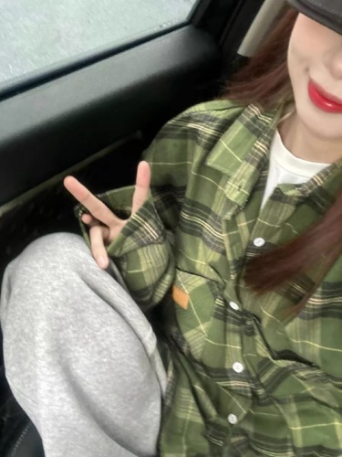 Original Cotton Color-Woven Retro Green Checkered Shirt for Women - Spring and Autumn New Design Sense Uncommon Blouse